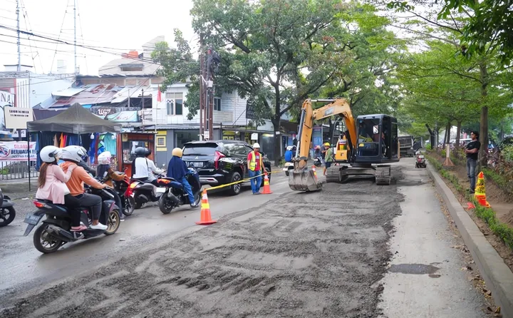 Proyek Multiyears Project (MYP) Infrastruktur Jalan 2025–2027 di Sulawesi Selatan terus dikebut di sejumlah daerah.