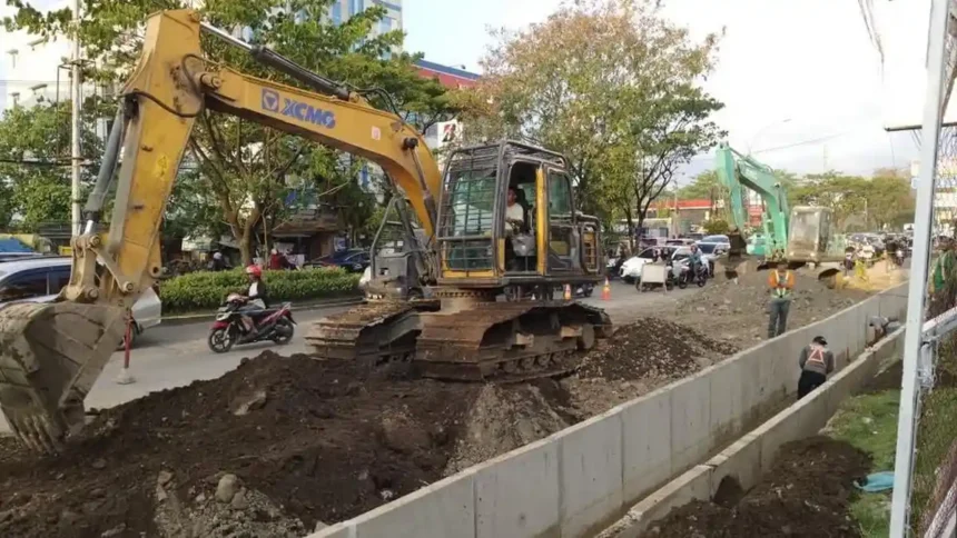 Harga Aspal Naik Hampir 50 Persen