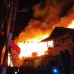 Kebakaran Permukiman Padat di Jalan Kandea Makassar, 37 Rumah Terdampak dan Dua Warga Terluka