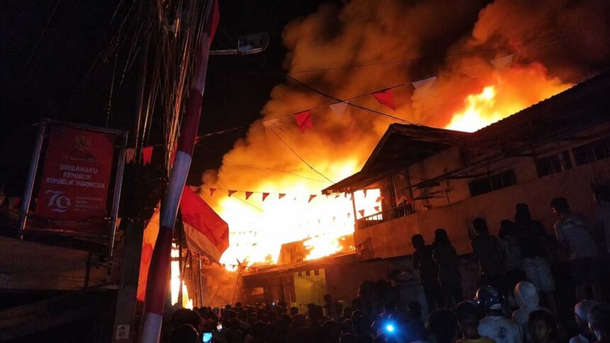 Kebakaran Permukiman Padat di Jalan Kandea Makassar, 37 Rumah Terdampak dan Dua Warga Terluka