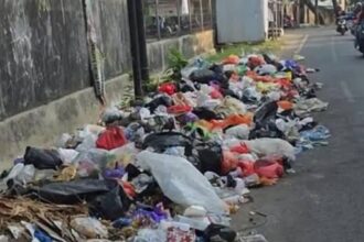 Sampah Menggunung hingga 100 Ton di Gowa, Seluruh Armada Berhenti Beroperasi karena Anggaran BBM Tak Tersedia